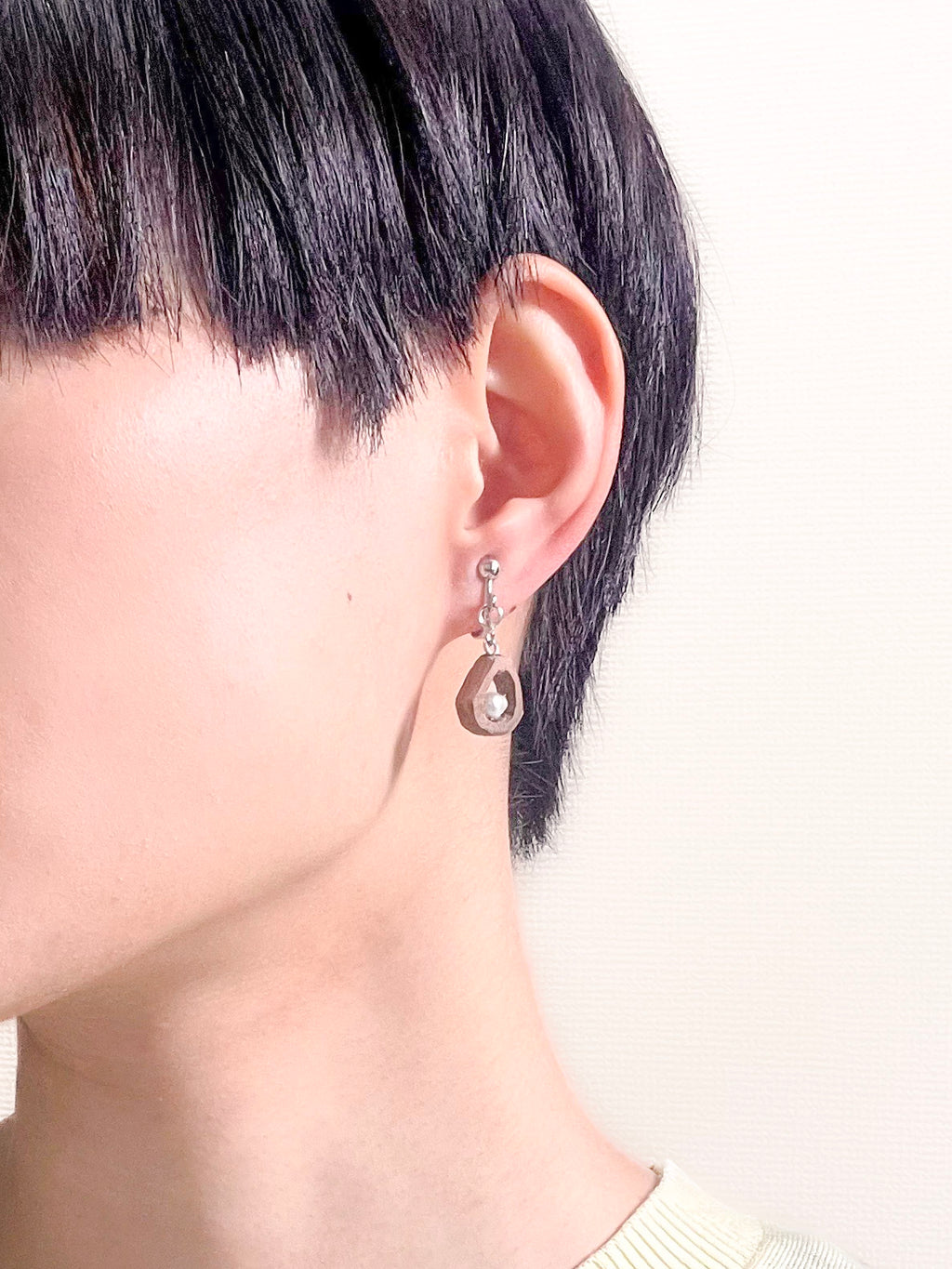 木のピアス・イヤリング | ウォルナット or シャム柿 | 揺れる ティア―ドロップ | Zarame